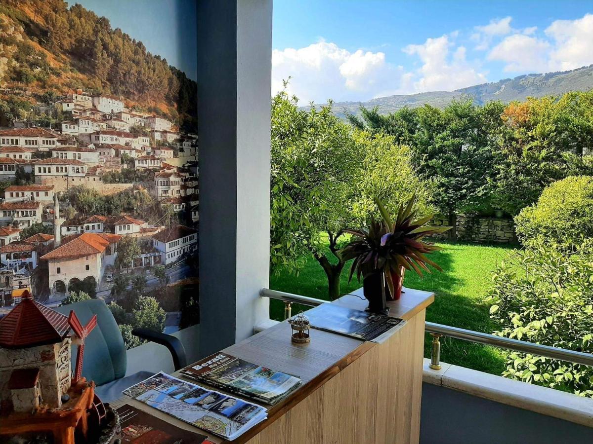 Hotel Vila Arbri Berat Exterior photo
