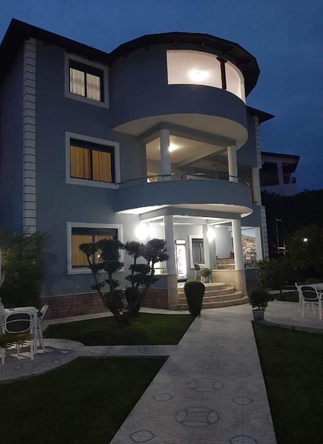 Hotel Vila Arbri Berat Exterior photo
